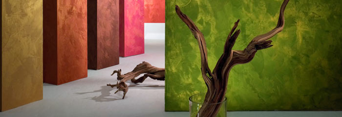 Нанесение декоративной штукатурки